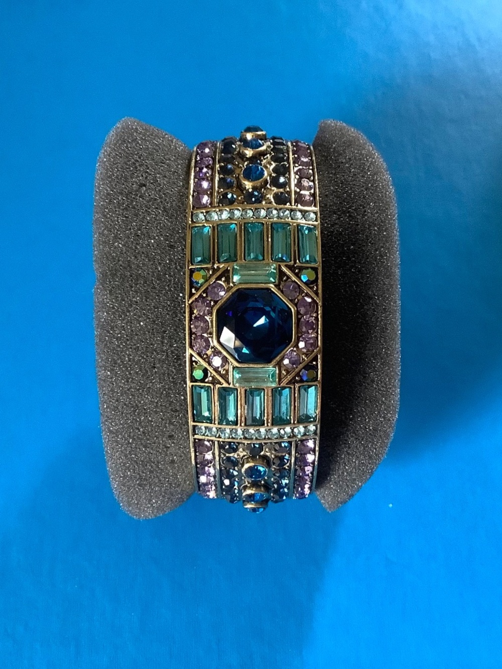 Heidi Daus Lavish Layers Art Deco Large Hinged Bangle Bracelet Blue Multi SZ M - Picture 4 of 12